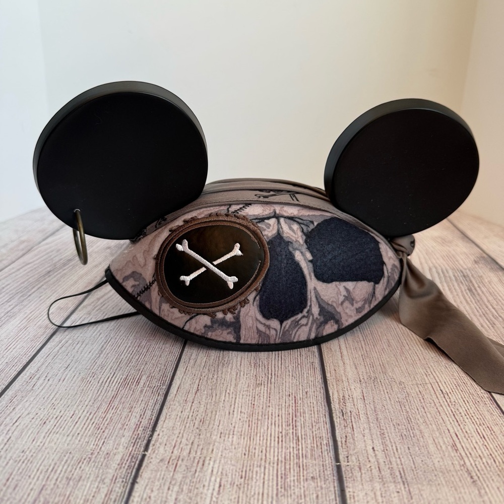 DISNEY Pirates of the Caribbean Mickey Ears Hat